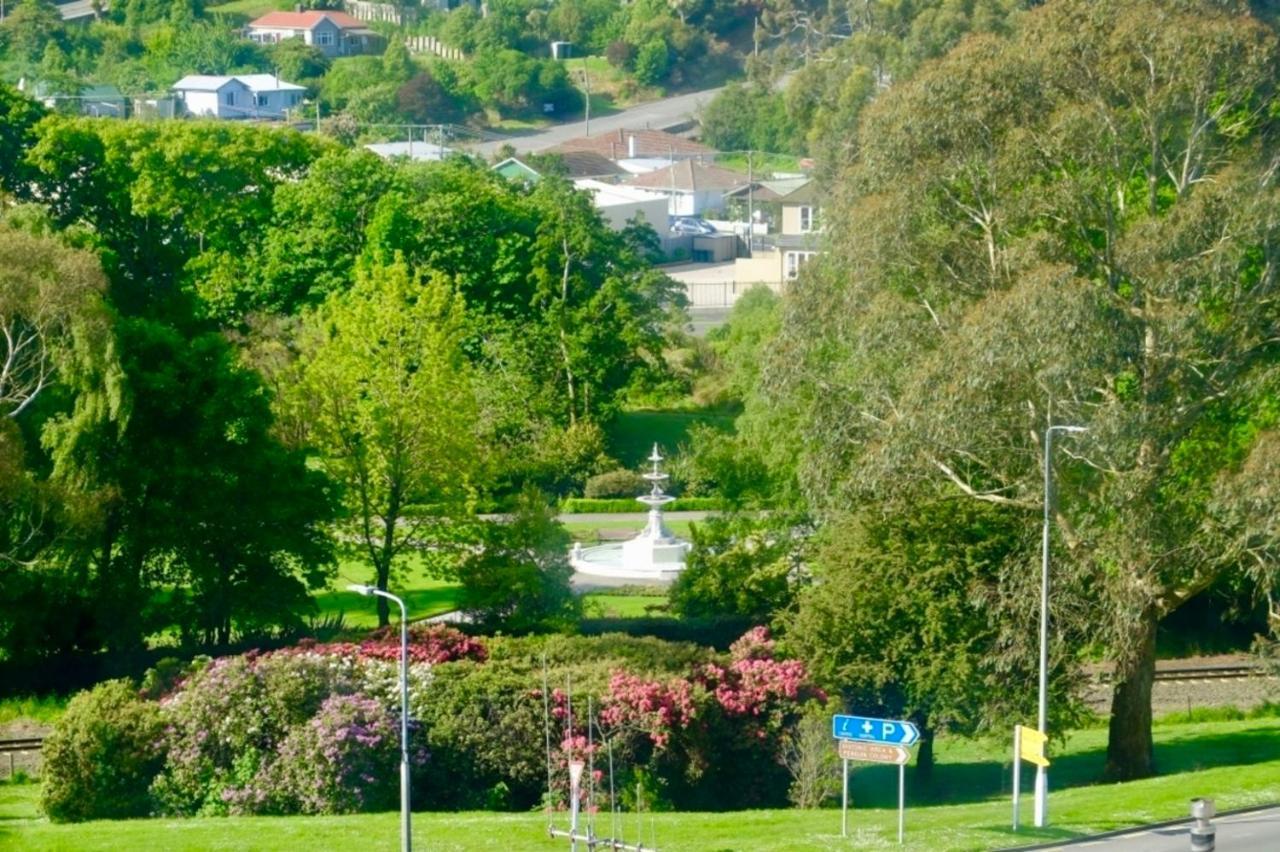 The Terrace Villa Oamaru Exterior photo