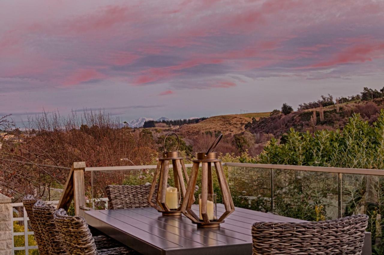 The Terrace Villa Oamaru Exterior photo